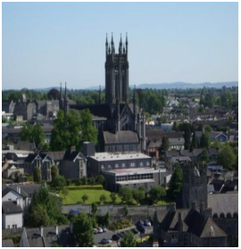 Kilkenny, Irish Cill Chainnigh, county, province of Leinster